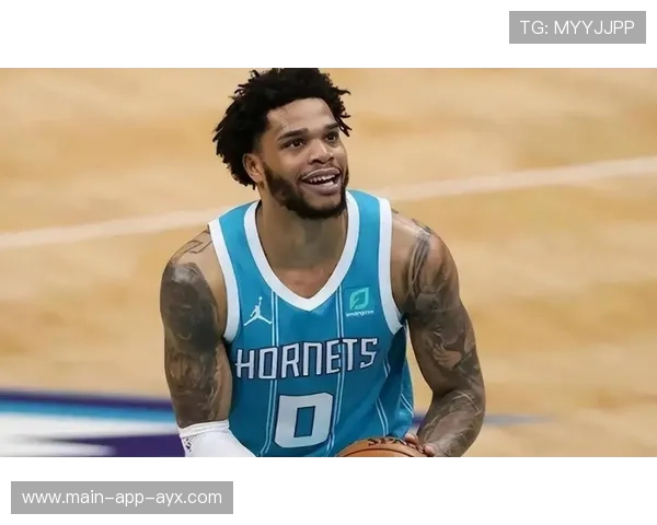 布里奇斯外线点火,夏洛特迅速反超